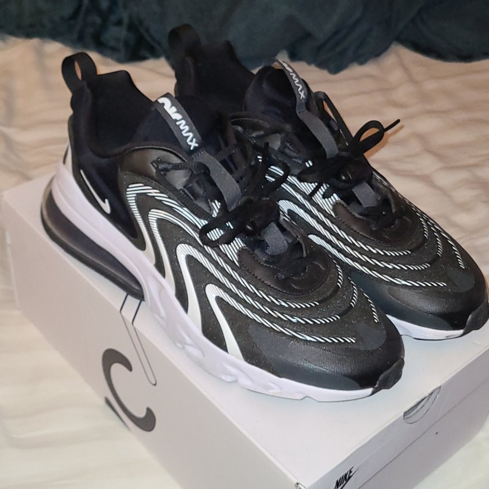 Nike Air max 270 React ENG